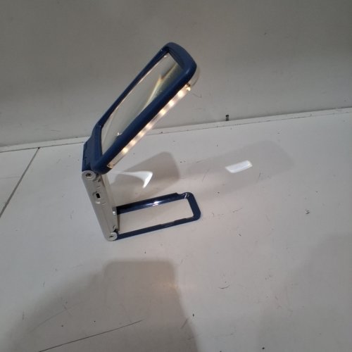 HANDHELD LIGHTED LED PAGE MAGNIFIER - 3 COLOUR MODES - BLUE/WHITE image 2