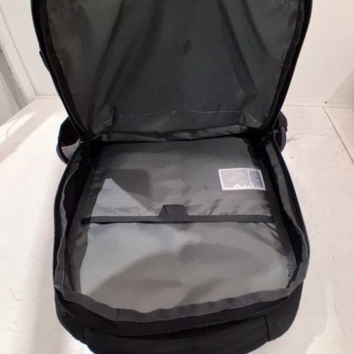 THE NORTH FACE VAULT EVERYDAY LAPTOP BACKPACK - 28L CAPACITY - BLACK image 4