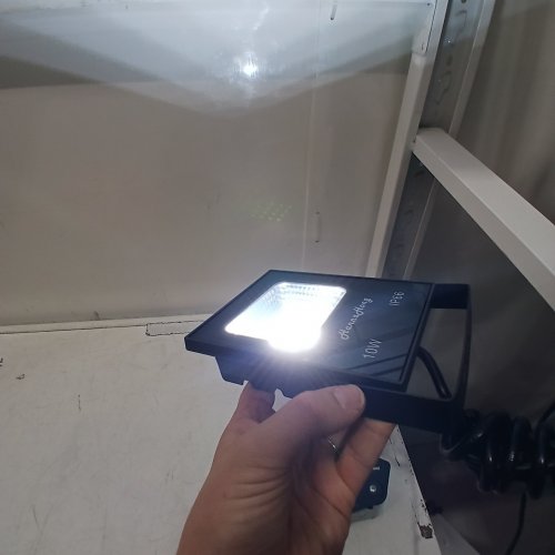 HANNAHONG LED OUTDOOR WATERPROOF FLOOD LIGHT - 10W/1100LM - WHITE image 2