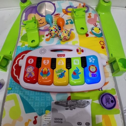 FISHER-PRICE 4-IN-1 BABY MUSICAL GLOW AND GROW KICK & PLAY PIANO GYM PLAYMAT - AGES 0+ MONTHS - WHITE/GREEN (MODEL: GDD08) image 3