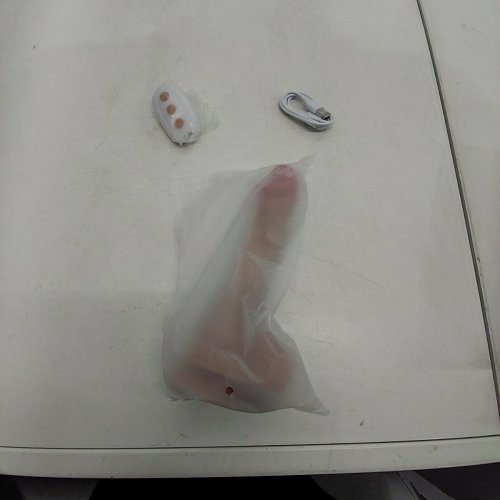 REALISTIC VIBRATING 7" DILDO WITH REMOTE image 2