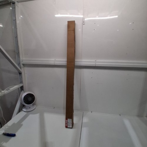 5PK ULINE ACRYLIC CORNER GUARDS - 48" -CLEAR (MODEL: H-11396) image 2