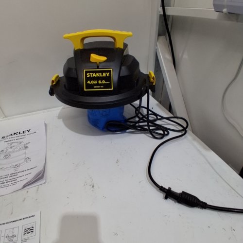 STANLEY WET/DRY STEEL SHOP VACUUM - 6GAL - (MODEL: SL18116) image 2