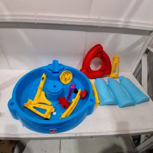 STEP2 TIDAL TOWERS WATER TABLE - 30" X 28" X 31.1" - MULTI-COLOUR (MODEL:2004953/4900C1) image 2