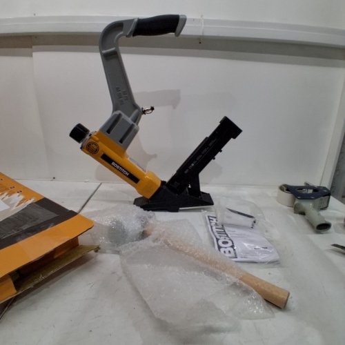 BOSTITCH 2-IN-1 FLOORING TOOL WITH MALLET - YELLOW/BLACK (MODEL: BTFP12569) image 2