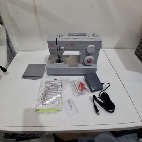 SINGER HEAVY DUTY SEWING MACHINE - GREY (MODEL: 4423) image 7