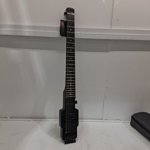 BATKING ELECTRIC TRAVEL HEADLESS GUITAR WITH CARRYING BAG - 6-STRING, RIGHT-HANDED - 28" image 3