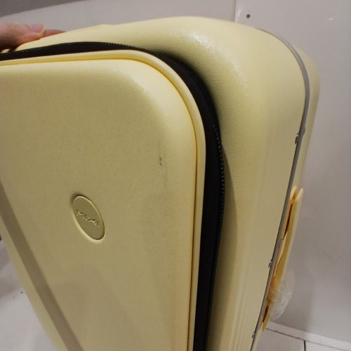 MIXI HARDSHELL CARRY ON LIGHTWEIGHT LUGGAGE SUITCASE WITH SPINNER WHEELS - 20" - LARK BANANA YELLOW image 3