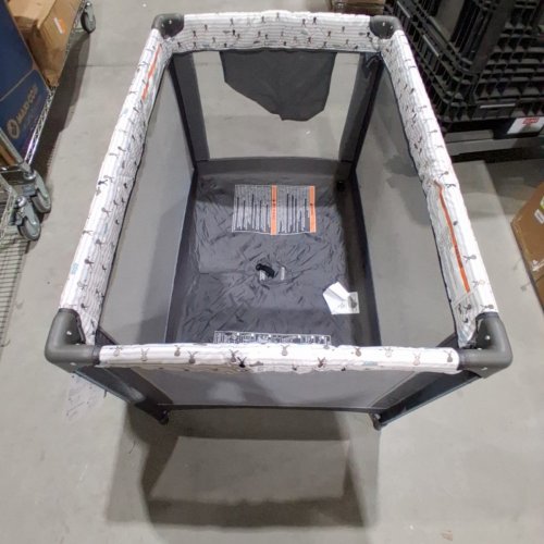 PAMOBABE LIGHTWEIGHT PORTABLE CRIB WITH MATTRESS AND CARRYING BAG - 33LBS CAPACITY - 27.5" X 27.5" X 39.5" - GREY/RABBIT (MODEL: P901B) image 2