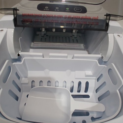 EUHOMY COUNTERTOP ICE MAKER MACHINE WITH HANDLE, BASKET AND SCOOP - MAKES 26LBS PER DAY - WHITE - (MODEL:IM001-BWH-CAEH) image 3
