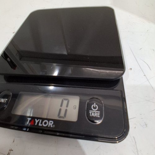 TAYLOR BLACK GLASS DIGITAL STAIN RESISTANT KITCHEN SCALE - 11LB/5KG CAPACITY - BLACK (MODEL: 5280385) image 2