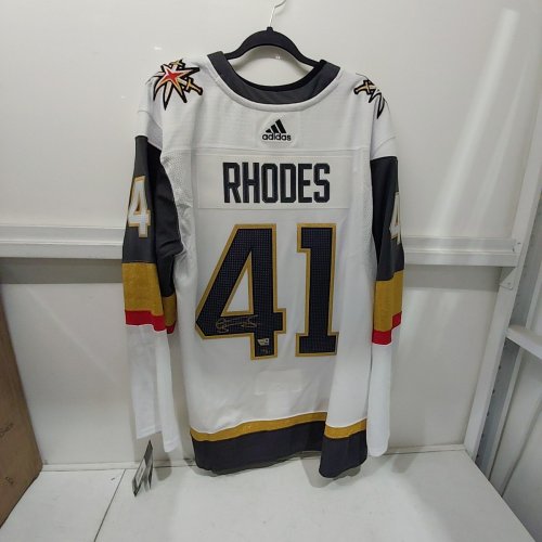*SIGNED* MENS NHL WRESTLEMANIA WWE LAS VEGAS 41 CODY RHODES VEGAS GOLDEN KNIGHTS JERSEY - SIZE 56 - FANATICS COA - 19 OF 41 image 8