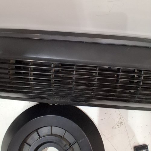 SEVILLE CLASSICS ULTRASLIMLINE BLACK TOWER FAN WITH TOUCH CONTROL AND REMOTE - 39.5"" - BLACK (MODEL: EHF10201T / 1704109) image 4