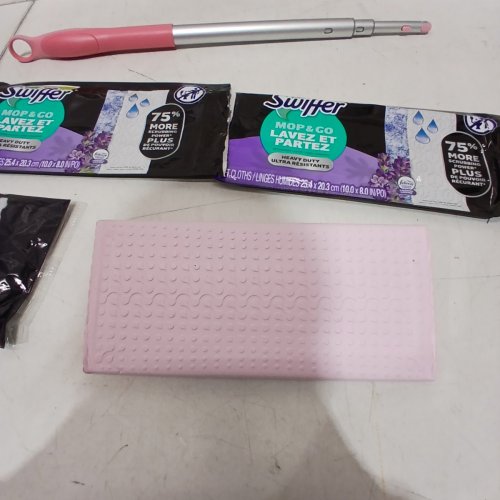 SWIFFER 2 IN 1 DRY & WET SWEEPING KIT - PINK image 3