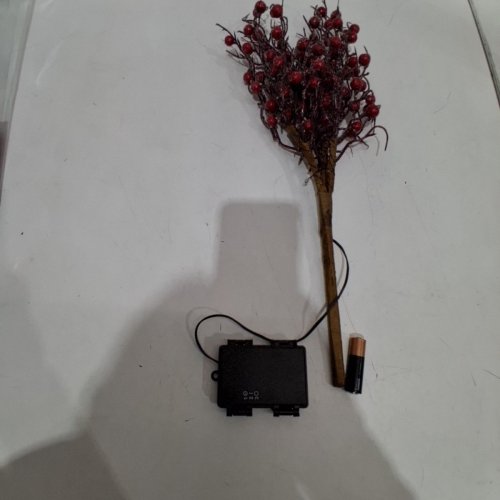 HOLIDAY TIME DECORATIVE LED LIGHT UP STAKE - 18" - RED (STYLE: CA24-RBY024-OD) image 4