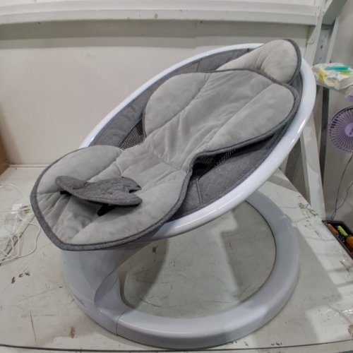 MUNCHKIN BLUETOOTH ENABLED LIGHTWEIGHT BABY SWING WITH NATURAL SWAY IN 5 RANGES OF MOTION AND REMOTE - WHITE/GREY - (MODEL: 21330) image 6