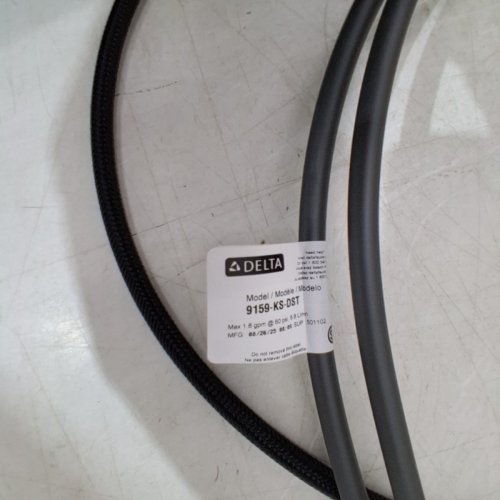 DELTA TRINSIC SINGLE HANDLE PULL-DOWN KITCHEN FAUCET - 54" HOSE - BLACK STAINLESS (MODEL: 9159-KS-DST) image 4