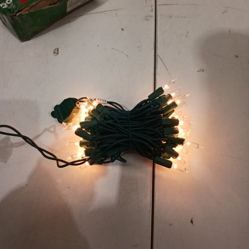 NOMA IMPORT MINI CHRISTMAS LIGHTS, 50 COUNT - 12.25FT LENGTH - GREEN WIRE (MODEL: 565309) image 3