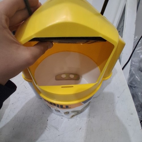FRABILL FLOW-TROLL LIVE BAIT BUCKET - 6 QT - YELLOW / WHITE (MODEL: 4501) image 3