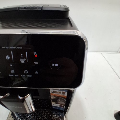 PHILIPS 2200 SERIES FULLY AUTOMATIC ESPRESSO/COFFEE MACHINE WITH BUILT-IN MILK FROTHER & GRINDER - BLACK (MODEL: EP2220/14) image 2