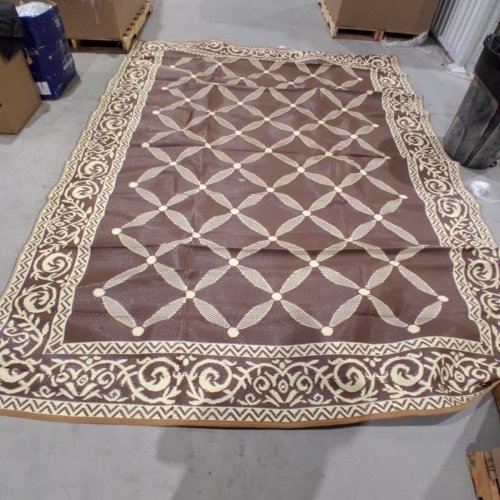 REVERSIBLE OUTDOOR WOVEN AREA RUG - 108" X 144" - BROWN /CREAM image 2