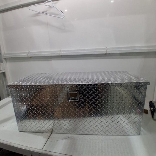 GARVEE HEAVY DUTY ALUMINUM SLIDING SHELF BED TOOL BOX - 36" X 15" - SILVER (MODEL: PAU_0LYH) image 3
