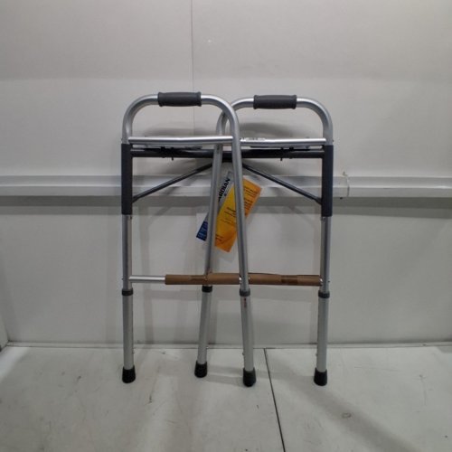 ADULT MEDLINE GUARDINE HEAVY-DUTY ALUMINUM/ALLOY STEEL TWO-BUTTON FOLDING WALKER - 400LB MAX - 32.25" - 39.25"- SILVER/GREY (MODEL: G07767) image 2