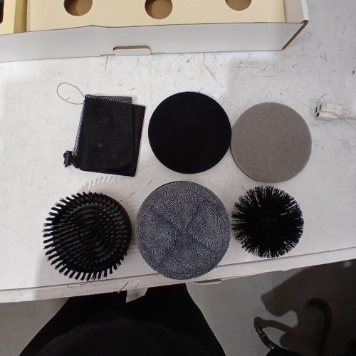 HOTO FLEXI ELECTRIC SPIN SCRUBBER BRUSH WITH 8 BRUSH HEADS - 57" - BLACK image 3