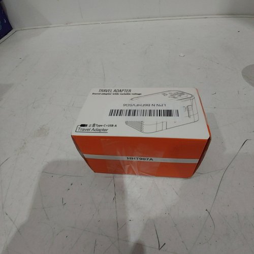 UNIVERSAL TRAVEL CONVERTER POWER ADAPTER - WHITE (MODEL: HHT907A) image 4