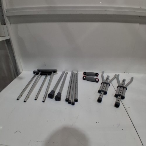 2PK LIGHTWEIGHT ADJUSTABLE DISASSEMBLING CRUTCHES -SLIVER/ BLACK image 2