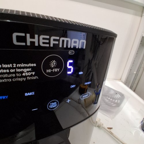 CHEFMAN TURBOFRY TOUCH AIR FRYER - 8QT - SLIVER (MODEL: RJ-38-SQSS-8T-D-CA) image 2