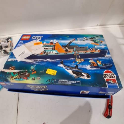 815PC LEGO CITY ARCTIC EXPLORER SHIP BUILDING SET - (MODEL:60368) image 4