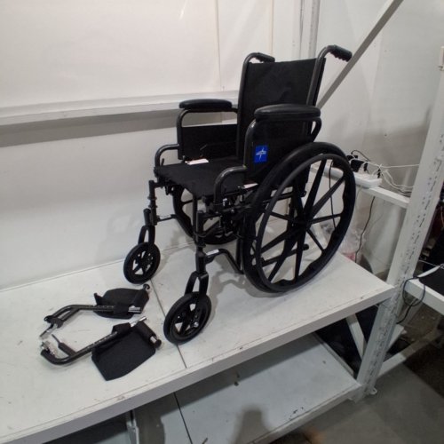 MEDLINE GUARDIAN K1 WHEELCHAIR - 16" SEAT - 300LBS CAPACITY - BLACK (MODEL: K1166N22S) image 3