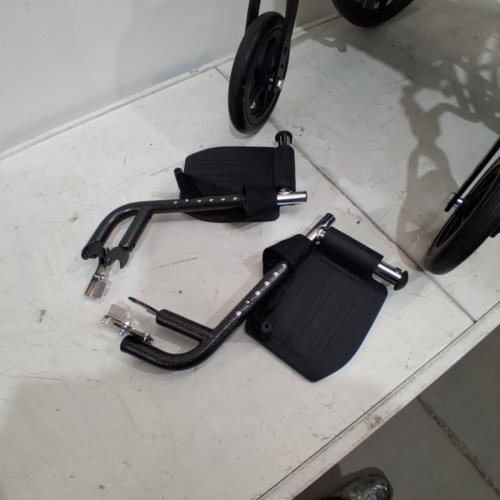 MEDLINE GUARDIAN K1 WHEELCHAIR - 16" SEAT - 300LBS CAPACITY - BLACK (MODEL: K1166N22S) image 4