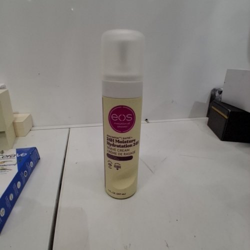 EOS SHEA BUTTER SHAVE CREAM - VANILLA BLISS - 207ML image 3