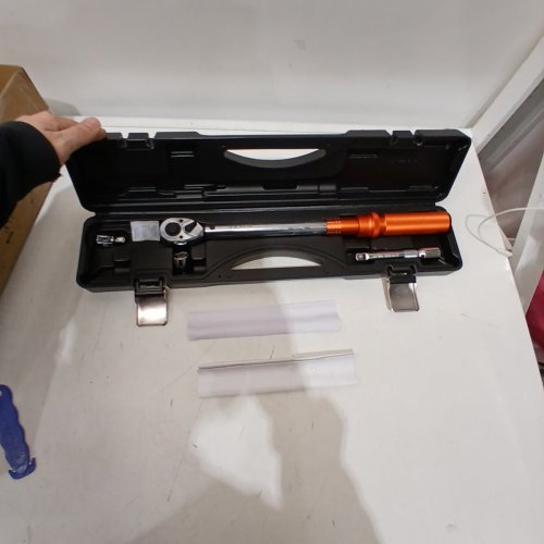 DUAL-DIRECTION 1/2" DRIVE CLICK TORQUE ADJUSTABLE TORQUE WRENCH SET WITH ADAPTERS EXTENSION ROD (MODEL: 18150FTLB) image 2