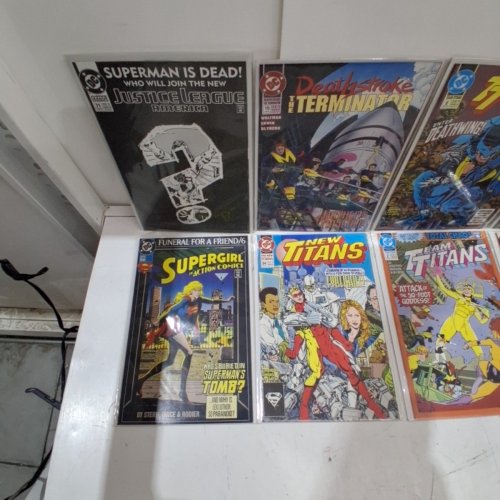 10 ASSTD DC COMIC BOOKS - VARIOUS AUTHORS image 3