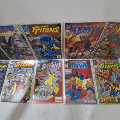 10 ASSTD DC COMIC BOOKS - VARIOUS AUTHORS image 4