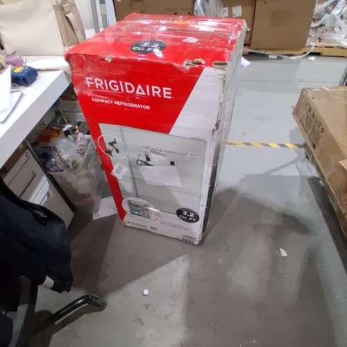 FRIGIDAIRE 3.2CUFT RETRO MINI FRIDGE WITH SIDE BOTTLE OPENER - MOONBEAM (MODEL: EFR376-MOONBM-6COM) image 5
