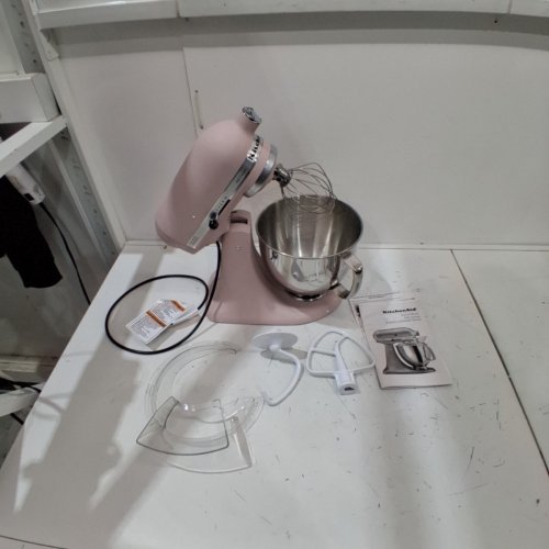 KITCHENAID ARTISAN SERIES TILT-HEAD STAND MIXER WITH SPLASH GUARD - 5QT. BOWL - MATTE FEATHER PINK (MODEL: KSM150PSFT) image 3