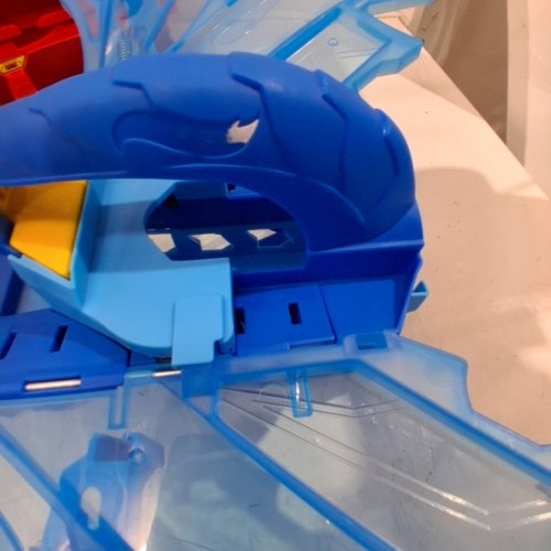 HOT WHEELS CITY TOY CAR TRACK SET WITH 2 DIE CAST CARS - RED/BLUE image 4