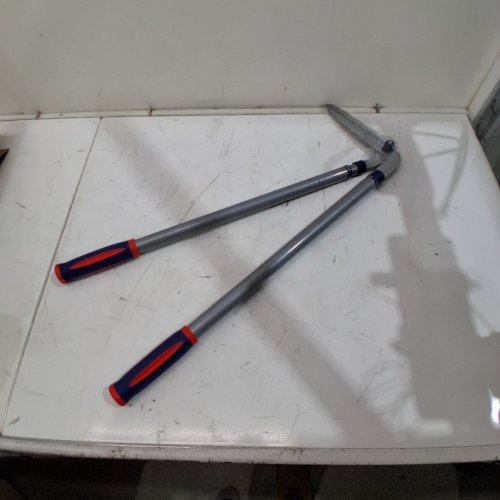 SPEAR & JACKSON RAZORSHARP LONG HANDLE EDGING SHEARS - 38" X 11" - GREY (MODEL: 4900RSS/AZ) image 2