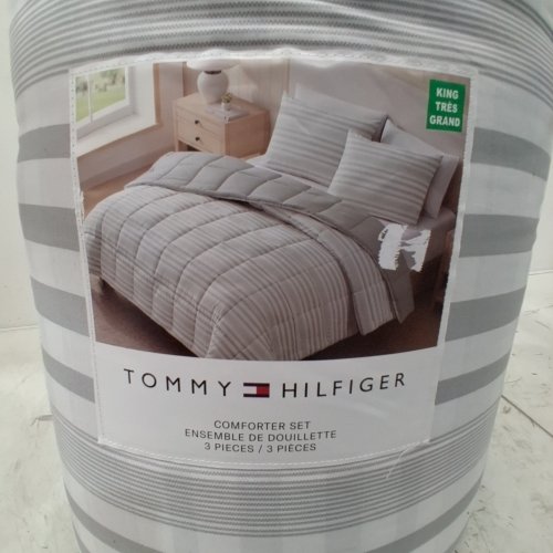 3PC TOMMY HILFIGER COMFORTER SET WITH 2 PILLOW SHAMS - KING - GREY (STYLE: 1976202) image 2