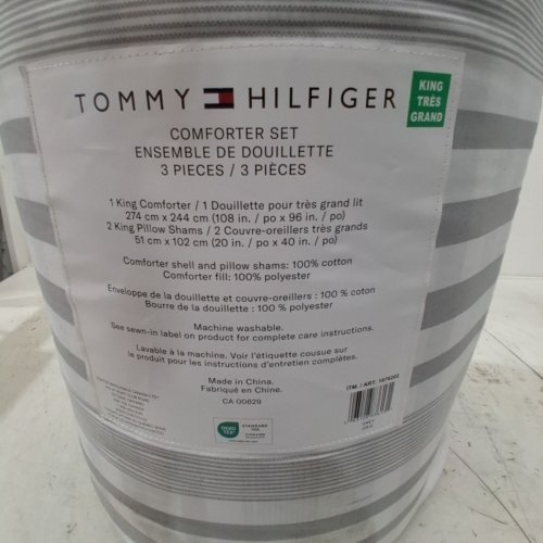 3PC TOMMY HILFIGER COMFORTER SET WITH 2 PILLOW SHAMS - KING - GREY (STYLE: 1976202) image 4