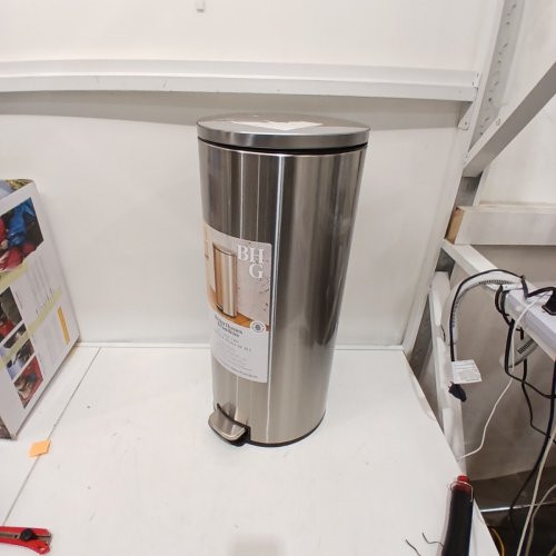 BETTER HOMES & GARDENS ROUND TRASH CAN STEP CAN WASTE BIN - 30L - STAINLESS STEEL image 2