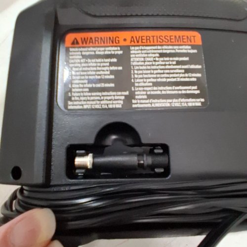 SLIME PORTABLE LIGHTWEIGHT STANDARD TIRE INFLATOR - 850 CUBIC-INCH PER MINUTE - BLACK (MODEL: 42004) image 6