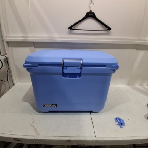 COLEMAN PRO HARDSIDE WHEELED COOLER - 55QT - SKY BLUE (MODEL: CM5409) image 3