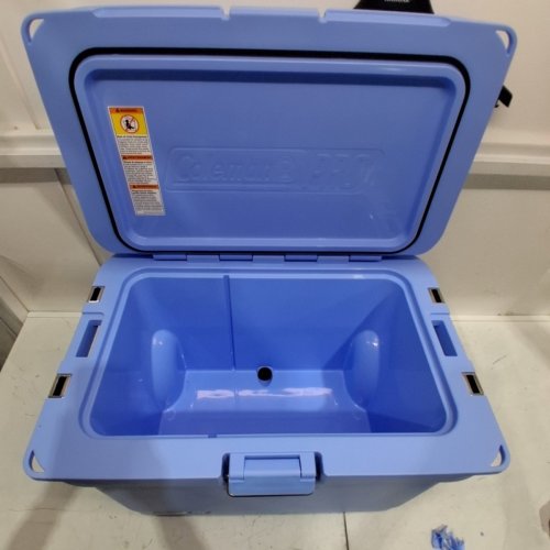 COLEMAN PRO HARDSIDE WHEELED COOLER - 55QT - SKY BLUE (MODEL: CM5409) image 4