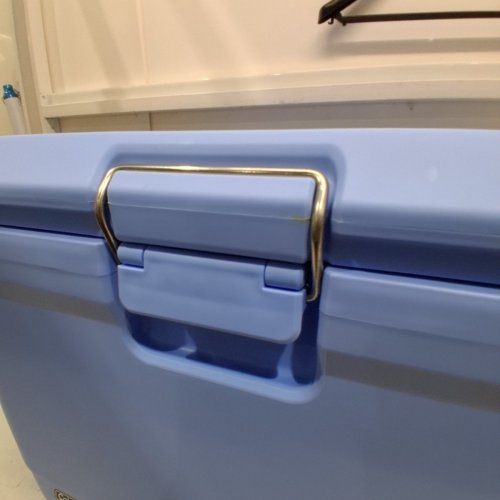 COLEMAN PRO HARDSIDE WHEELED COOLER - 55QT - SKY BLUE (MODEL: CM5409) image 6