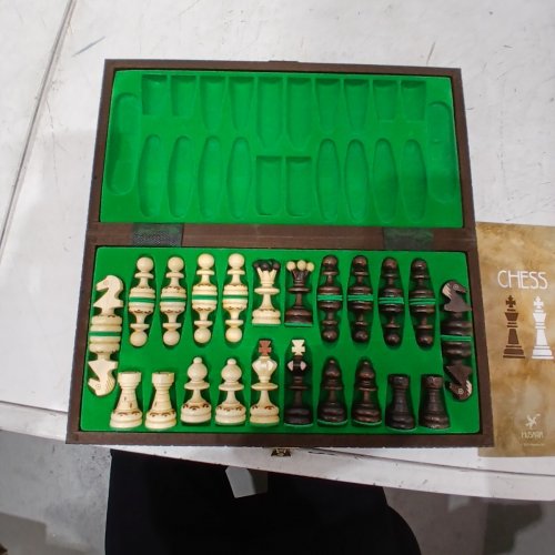 HUSARIA KING'S HAND CRAFTED CLASSIC CHESS SET - 14" BOARD - image 4